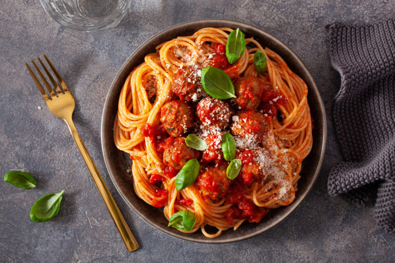spaghetti with meatballs and tomato sauce, italian pasta